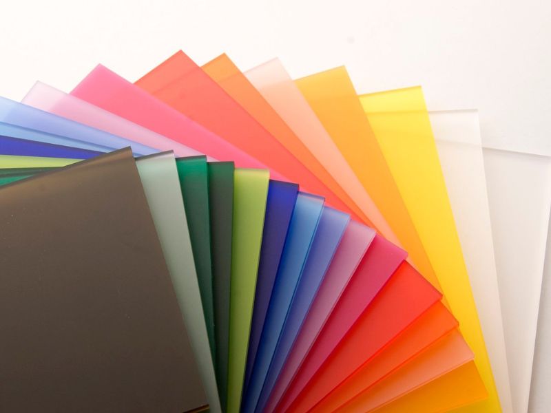 Mica, vật liệu trong suốt và bền.