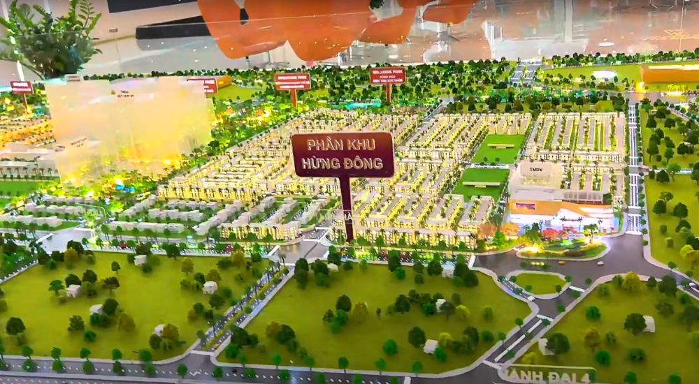 Sa bàn được đặt tại đâu để khách tham quan