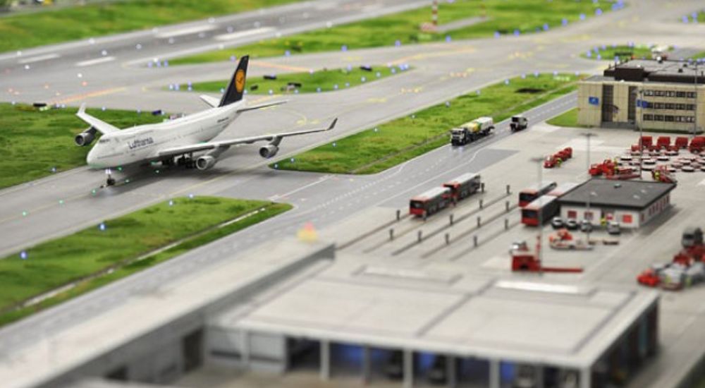 Sa bàn sân bay là mô hình kiến trúc thu nhỏ tái hiện toàn cảnh khu vực sân bay