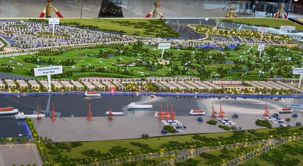 Vị trí đặt sa bàn Vinhomes Royal Island